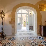 'notabile' - Private Townhouse In