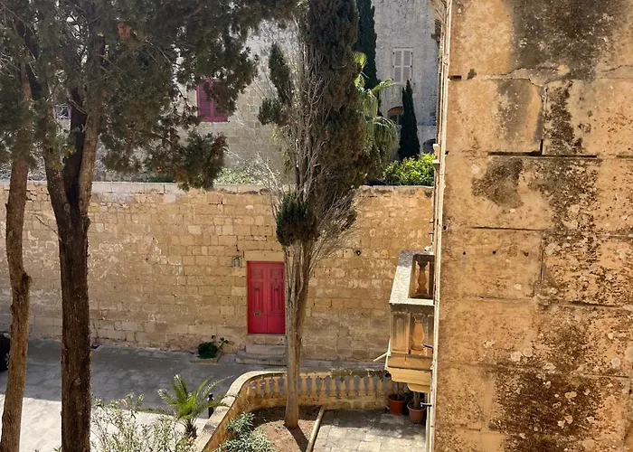 'notabile' - Private Townhouse In Mdina