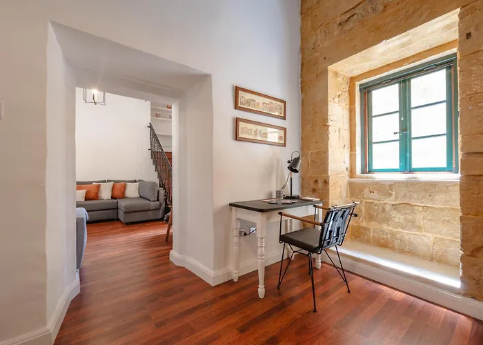 'notabile' - Private Townhouse In