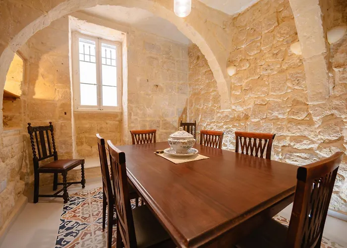 'notabile' - Private Townhouse In *