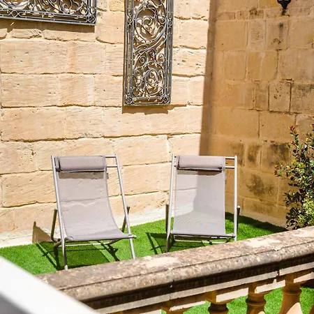 'notabile' - Private Townhouse In