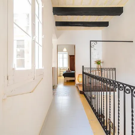 'notabile' - Private Townhouse In