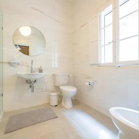 'notabile' - Private Townhouse In *