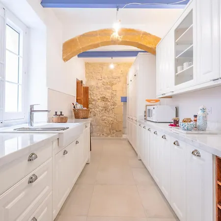 'notabile' - Private Townhouse In Nyaraló *