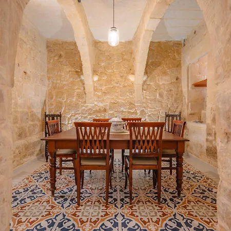 Ferienhaus 'notabile' - Private Townhouse In *