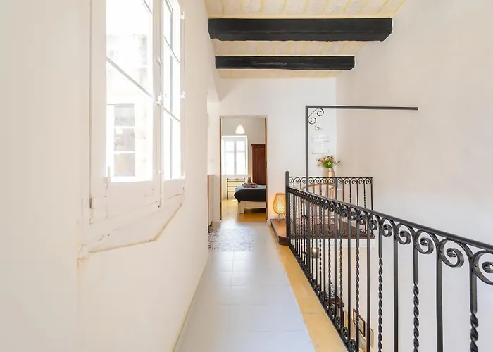 'notabile' - Private Townhouse In