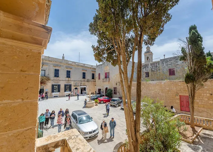 'notabile' - Private Townhouse In